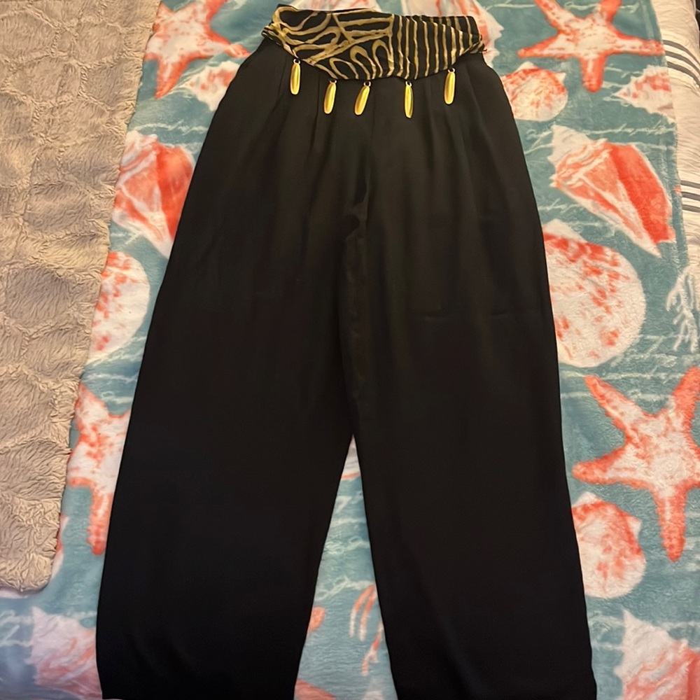 Leopard/black pants